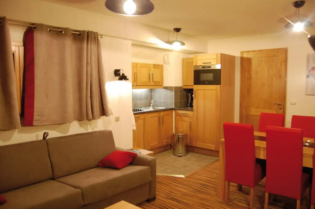 **** 홀리데이파크 Lagrange Vacances Les Chalets D'Emeraude 오틀루스 프랑스